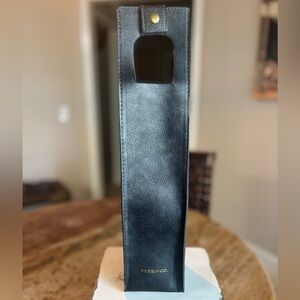 FRYE and CO Wine Tote